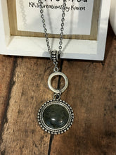 Load image into Gallery viewer, SEMI-PRECIOUS STONE Necklace (N35)