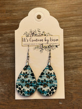 Load image into Gallery viewer, "FANCY LIKE" Pet Earrings