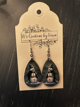Load image into Gallery viewer, "FANCY LIKE" Winter Earrings