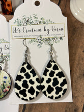 Load image into Gallery viewer, "FANCY LIKE" Earrings