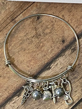 Load image into Gallery viewer, NURSE (NUR)