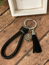 Load image into Gallery viewer, BRAIDED SNAP Keychain (SK000)