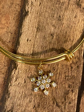 Load image into Gallery viewer, SNOWFLAKE (B126G)