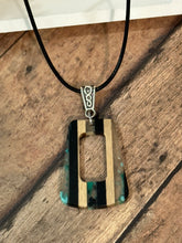 Load image into Gallery viewer, WOOD & RESIN Necklace (N51)