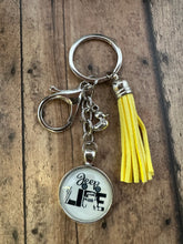 Load image into Gallery viewer, JEEP LIFE Keychain (K000-26)
