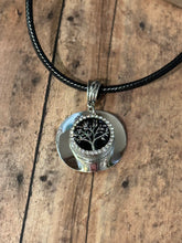 Load image into Gallery viewer, TREE Snap Necklace (S96) 18-20&quot;
