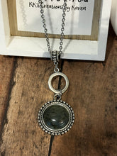 Load image into Gallery viewer, SEMI-PRECIOUS STONE Necklace (N35)

