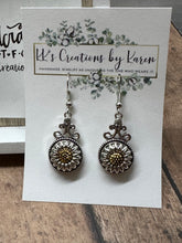 Load image into Gallery viewer, SUNFLOWER Snap Earrings
