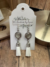 Load image into Gallery viewer, MINI Snap Earrings (SE13)

