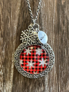 BUFFALO PLAID SNOWFLAKE Necklace (N68) 24"