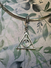 Load image into Gallery viewer, HP DEATHLY HALLOW Necklace Choker (NHP02)
