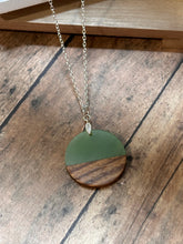 Load image into Gallery viewer, WOOD &amp; RESIN Necklace (N51-LRC)
