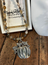 Load image into Gallery viewer, PUMPKIN Necklace (NE20)
