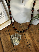 Load image into Gallery viewer, PUMPKIN Necklace (NE20)
