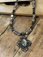 Load image into Gallery viewer, NECKLACE (NE12-CS)
