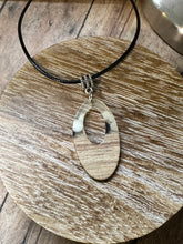Load image into Gallery viewer, WOOD &amp; RESIN Necklace (N51)
