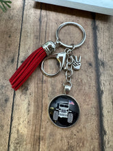 Load image into Gallery viewer, JEEP LIFE Keychain (K000-26)
