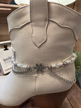 Load image into Gallery viewer, SNOWFLAKE BOOT BLING (BB55-S)
