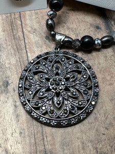 BLACK MEDALLION Necklace (NE89-N)