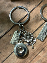 Load image into Gallery viewer, ASSORTED SNAP Keychains
