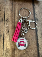 Load image into Gallery viewer, JEEP LIFE Keychain (K000-26)
