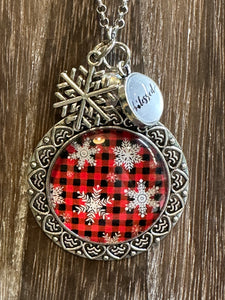 BUFFALO PLAID SNOWFLAKE Necklace (N68) 24"