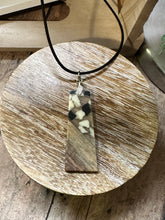 Load image into Gallery viewer, WOOD &amp; RESIN Necklace (N51)
