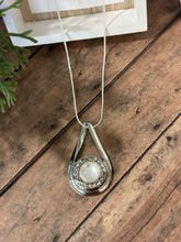 Load image into Gallery viewer, RHINESTONE TEARDROP Snap Necklace (S34)
