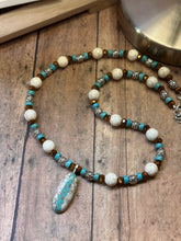Load image into Gallery viewer, TEAL OVAL Necklace (NE09) 22-24&quot;
