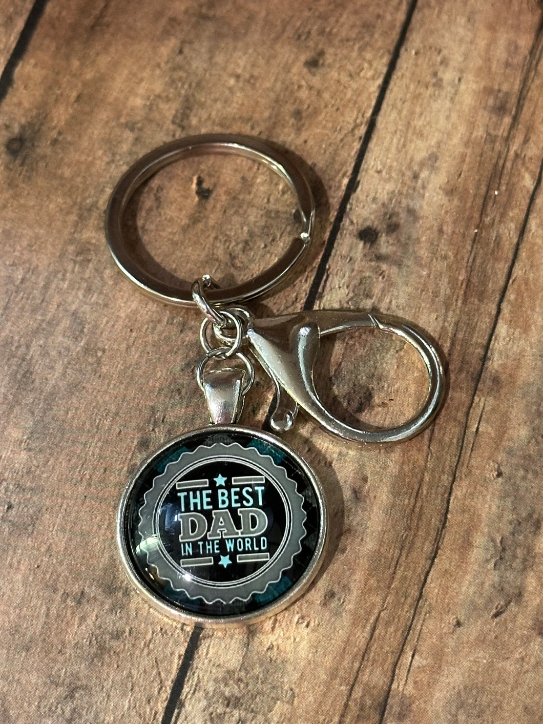 BEST DAD IN WORLD Keychain (K000-63)