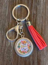 Load image into Gallery viewer, BEST MOM EVER Keychain (K000-17)
