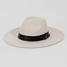 Load image into Gallery viewer, DOUBLE WRAP LEATHER STRAP HAT (FH17)
