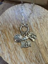 Load image into Gallery viewer, NECKLACE:  PAPERCLIP (N01)
