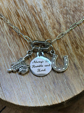 Load image into Gallery viewer, NECKLACE:  PAPERCLIP (N01)
