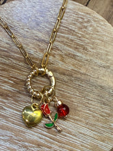 Load image into Gallery viewer, NECKLACE:  PAPERCLIP (N01)
