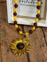 Load image into Gallery viewer, SUNFLOWER Necklace
