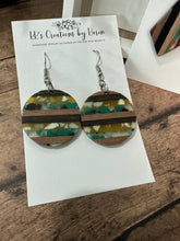Load image into Gallery viewer, WOOD &amp; RESIN EARRINGS
