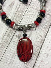 Load image into Gallery viewer, RED &amp; BLACK Necklace &amp; Earrings Set (NE071)
