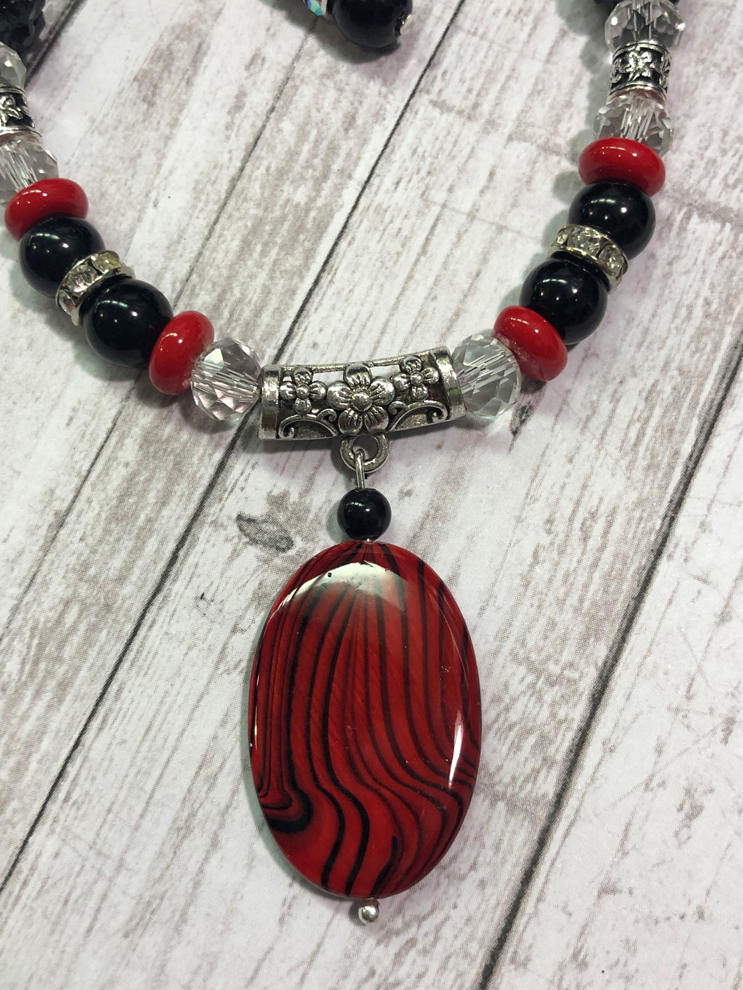 RED & BLACK Necklace & Earrings Set (NE071)