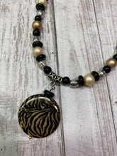 Load image into Gallery viewer, ANIMAL PRINT Necklace (NE01-N)
