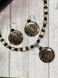 ANIMAL PRINT Earrings (NE01-E)