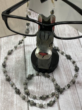 Load image into Gallery viewer, EYEGLASS NECKLACE/HOLDER (E010)
