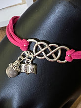 Load image into Gallery viewer, LOVE TO READ Leather Bracelet (BR28)
