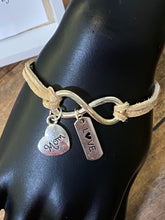 Load image into Gallery viewer, MOM Leather Bracelet (BR37)
