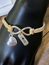 Load image into Gallery viewer, MOM Leather Bracelet (BR37)
