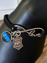 Load image into Gallery viewer, BACK THE BLUE Leather Bracelet
