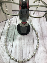 Load image into Gallery viewer, EYEGLASS NECKLACE/HOLDER (E005)
