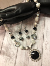 Load image into Gallery viewer, BLACK &amp; WHITE Necklace &amp; Earrings Set (NE025)
