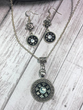Load image into Gallery viewer, NECKLACE &amp; Earrings Set (N21)
