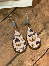 Load image into Gallery viewer, FAUX Leather Butterfly Earrings (EA0035)
